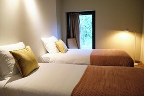 2 Schlafzimmer, Reisekinderbett, kostenloses WLAN, Bettwäsche