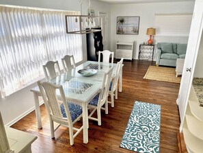 Dining - Perfect Beach Vacation Home - One Block From The Beach (Dewey Beach)