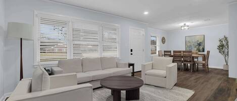 Smart TV, video games