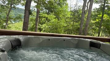 Bain à remous extérieur