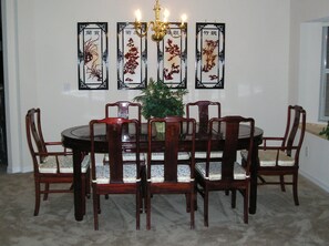 Dining - 4 beds 3 bath Green home 3 miles from Disney with Solar Heated private pool (Kissimmee)