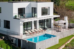 Pool - Wonderful tranquil villa with pool|Casa Laranja (Prazeres)