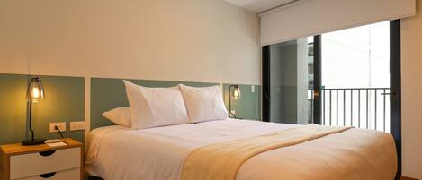 3 عدّة غرف نوم ومكتب ومكواة/لوح كي وواي فاي