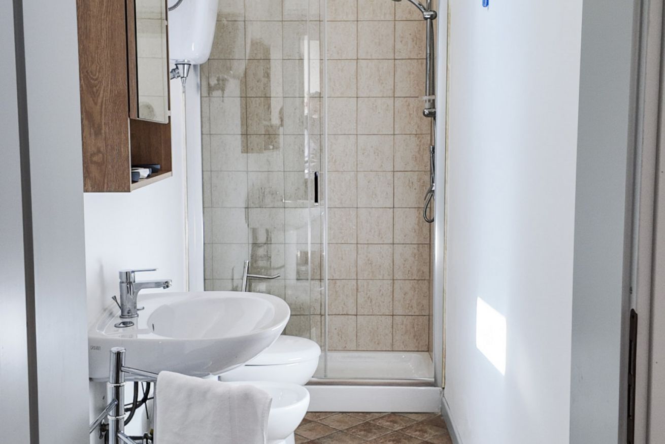 Douche, bidet