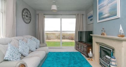 Peaceful property with stunning views - Pass the Keys