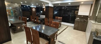 Townhouse Oak Rynjah Market