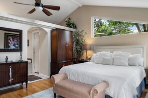 4 bedrooms, iron/ironing board, free WiFi, bed sheets - Broadmoor Spacious 4-bd 3 bth house with Mountain View’s 3 mins to The Broadmoor (Colorado Springs)