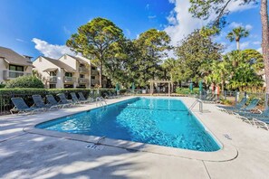 Pool - Steps to Coligny Plaza & Beach | Coastal Villa (Hilton Head Island)