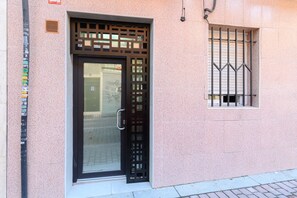 Exterior detail - (PAS9) Cozy duplex in Puente de Vallecas (Madrid)