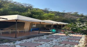 Single Room, Balcony, Mountain View | Kawasan hartanah