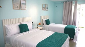 3 chambres, fer et planche à repasser, Wi-Fi, draps fournis