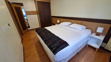 1 quarto, ferros/tábuas de passar roupa, Wi-Fi, roupa de cama