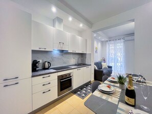 Botón de imagen sin clasificar, 3 de 32