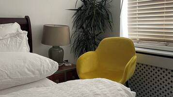 Shared Dormitory, 1 Bedroom, Smoking, Patio | 1 bedroom