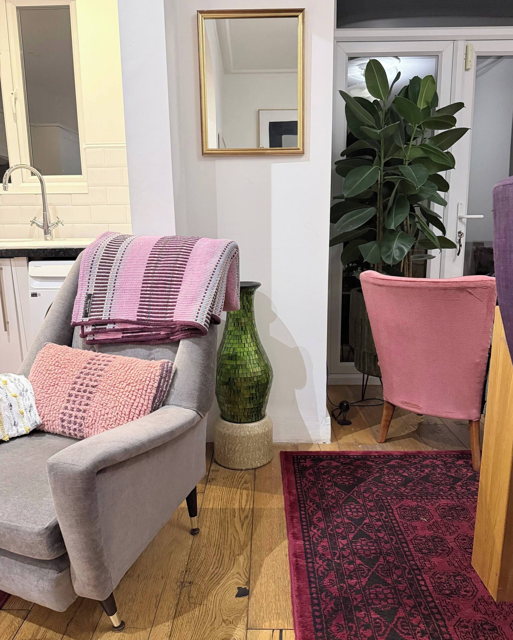 Shared Dormitory, 1 Bedroom, Smoking, Patio | Interior