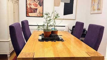 Shared Dormitory, 1 Bedroom, Smoking, Patio | Dining