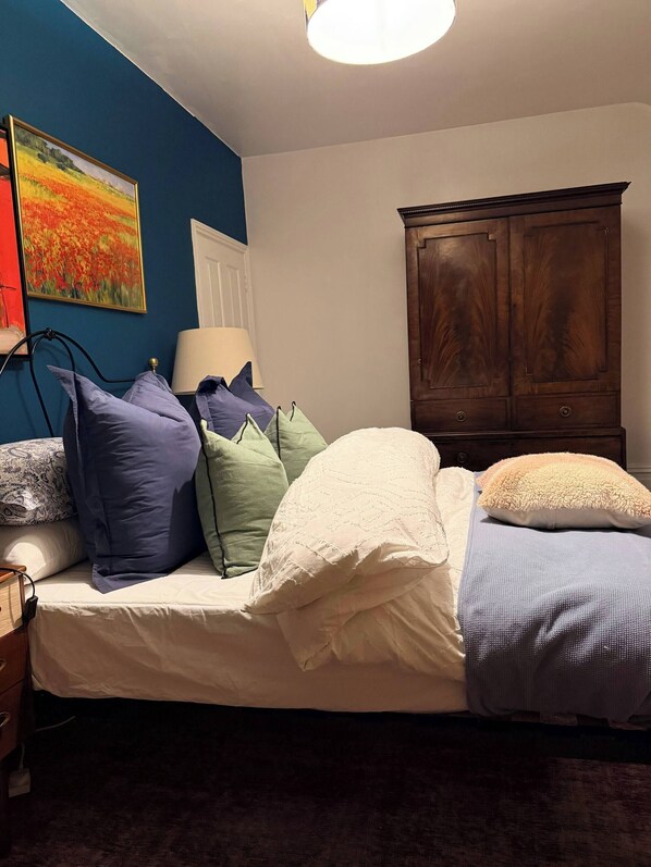 Shared Dormitory, 3 Bedrooms, Smoking, Patio | 3 bedrooms