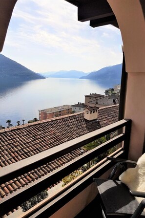 Interior - mit Bergblick by Interhome (Brissago)
