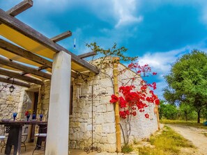 Outdoor dining - Casa Bedda by Interhome (Calabernardo)