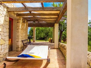 Outdoor dining - Casa Bedda by Interhome (Calabernardo)