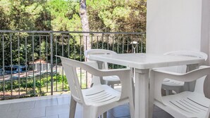 Outdoor dining - Adriana Salici by Interhome (Rosolina Mare)