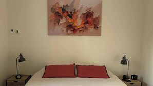 2 bedrooms, iron/ironing board, Internet, bed sheets - Le Jardin d'Elusa - Gîte Le Chai (**** 4 stars) (Eauze)