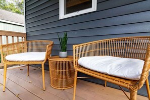 Terrace/patio - Cozy Raleigh Retreat with Fire Pit (Raleigh)