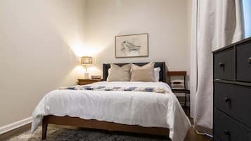 2 bedrooms, desk, iron/ironing board, travel crib