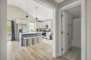 Unclassified image, 5 of 27, button - Pet Friendly Family Home Steps to Raleigh Greenway (Raleigh)