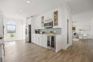 Private kitchen - Beachfront Paradise Ponte Vedra (St. Johns County)