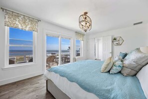 4 bedrooms, iron/ironing board, WiFi, bed sheets - Beachfront Paradise Ponte Vedra (St. Johns County)