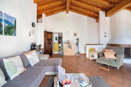 Living room. Comano Lugano Ticino - B&B Walterina