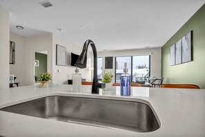 Interior - Near CWRU & Clinic | Gym, Balcony, Parking (Cleveland)