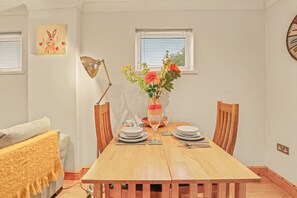 Dining - Roxy`s Cottage - North East Escapes (Beamish)