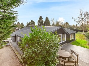 Outdoor dining - "Blandina" - 500m from the sea by Interhome (Væggerløse)