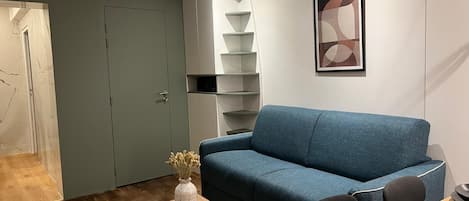 TV