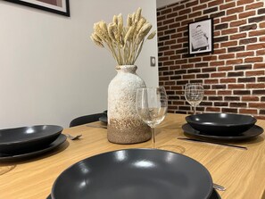 Dining - Atelier Parisien - 4P - Montparnasse Station (Paris)