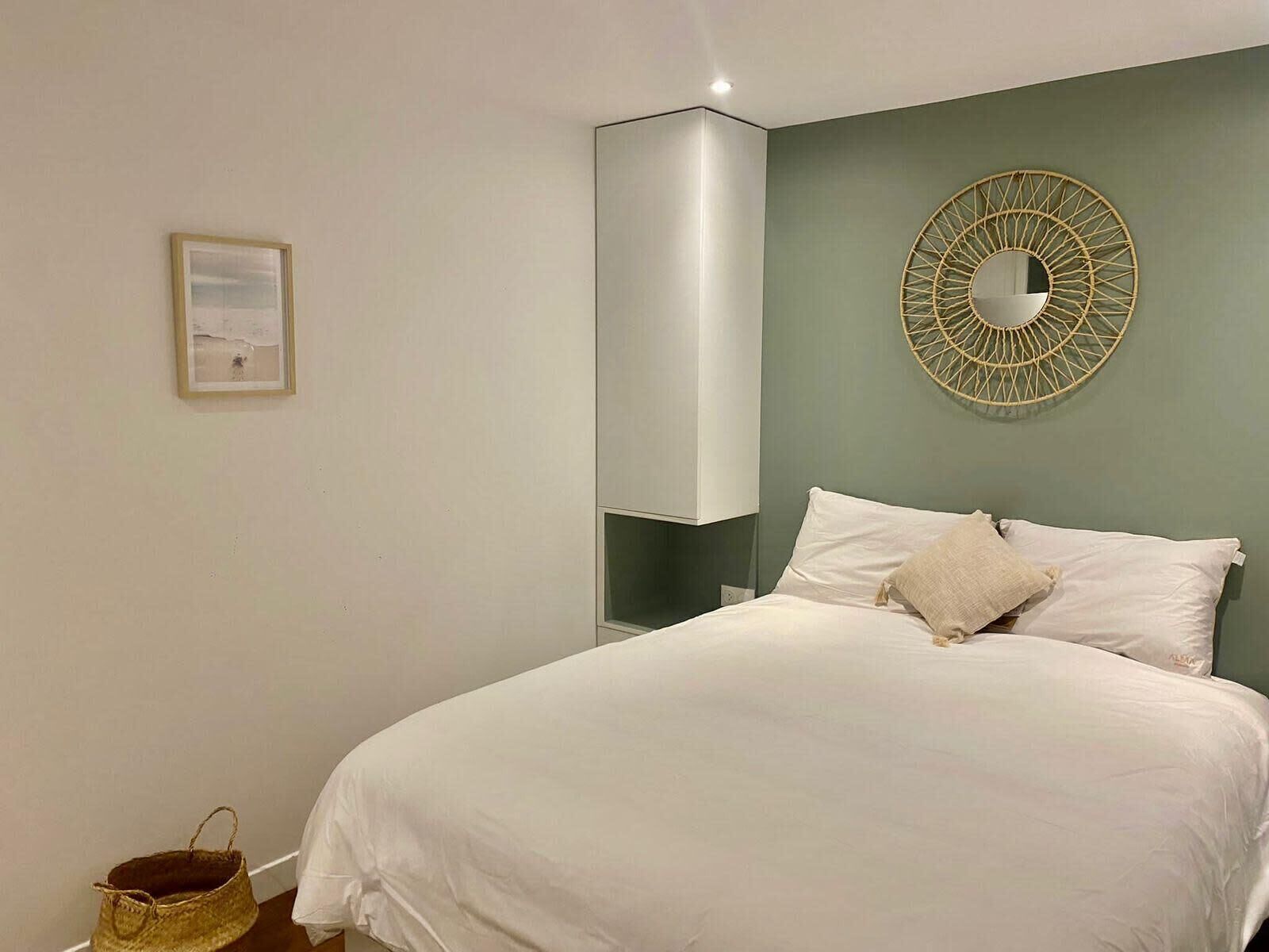 Strykejern/-brett, wi-fi og sengetøy