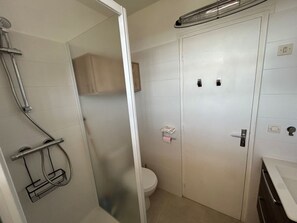 Bathroom - Apartment with large terrace, sea and mountain views (Argelès-sur-Mer)