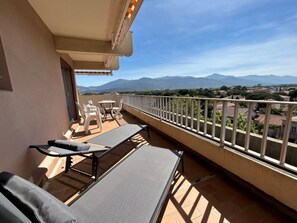 Property grounds - Apartment with large terrace, sea and mountain views (Argelès-sur-Mer)