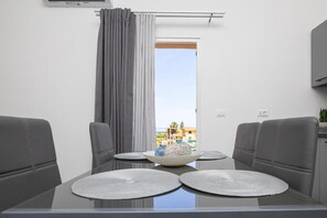 Dining - Apartments a few minutes from the airport of Palermo, with parking (Villagrazia di Carini)