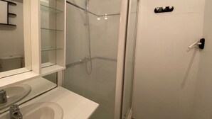 Unclassified image, 5 of 12, button - T3 Duplex near Capbreton port with parking, 5 pers. (Capbreton)