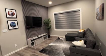 NorthEdge Suites Peaceful 3-bedroom townhome in charming Leduc neighborhood