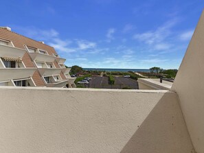 Property grounds - Cozy apartment beach access - Air conditioning, Parking (Marseillan-Plage)