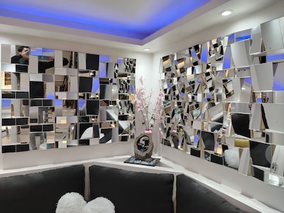 Luxurious newly remodeled apartment with all services located in downtown CDMX.