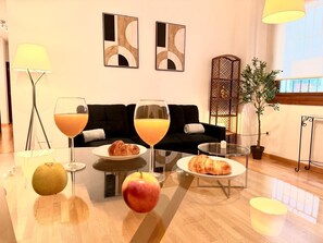 Dining - Large central flat with rooftop swimming pool in Malaga (Malaga)