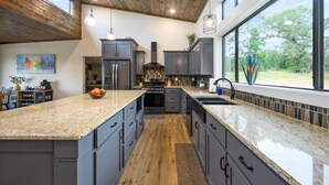 Private kitchen - Casa del sol in Hochatown (broken bow)