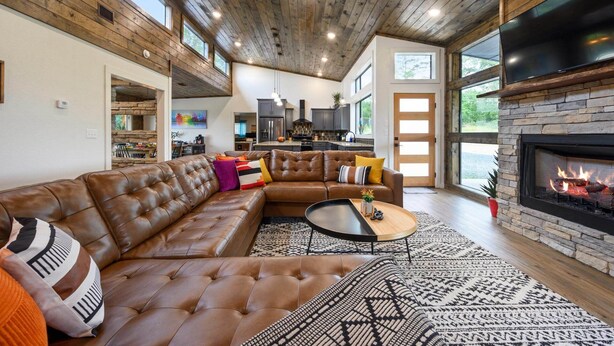 Living area - Casa del sol in Hochatown (broken bow)