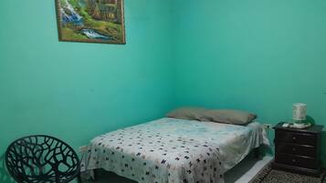 1 quarto, ferros/tábuas de passar roupa, Wi-Fi, roupa de cama