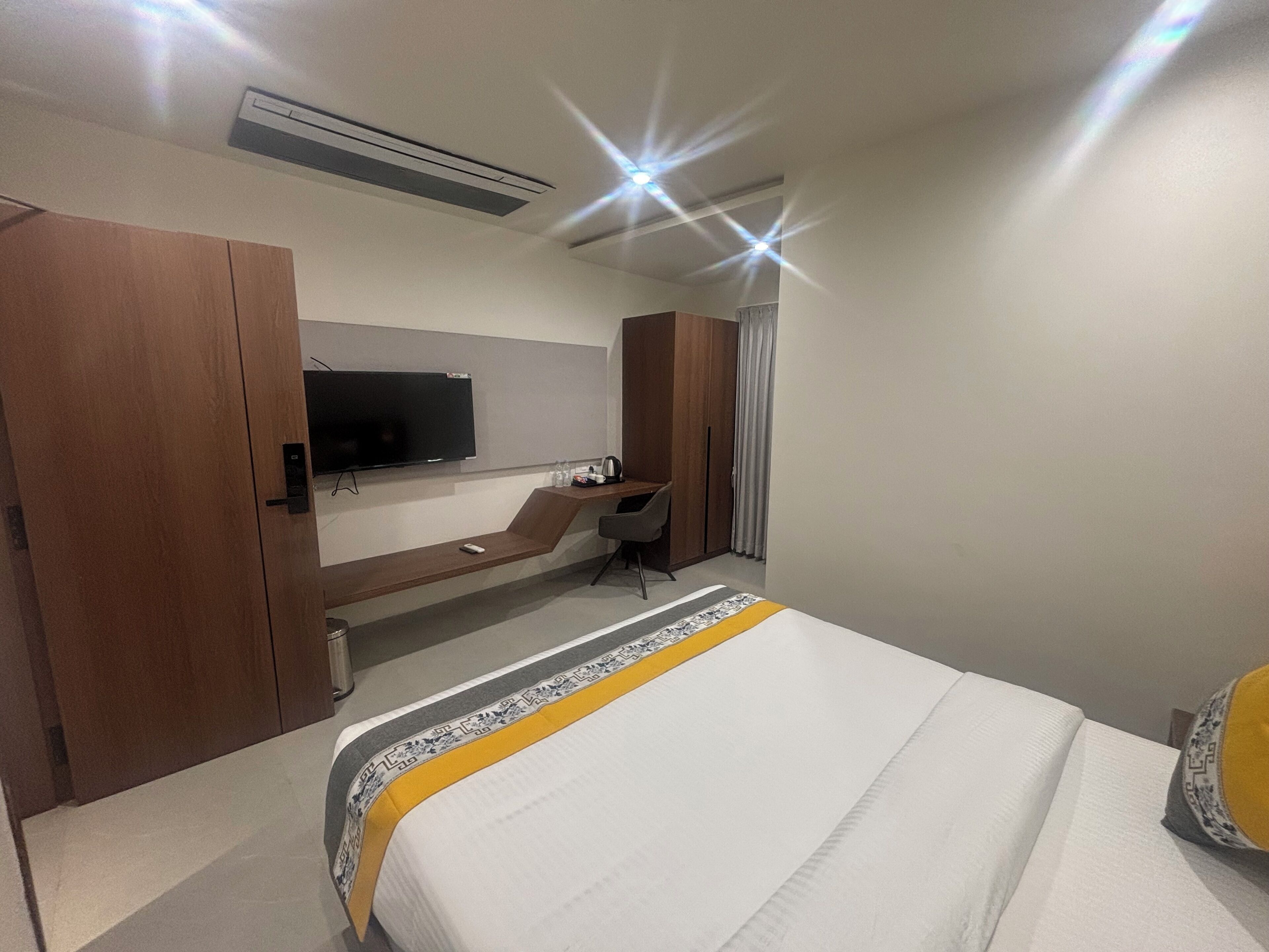 مكتب وواي فاي مجانًا